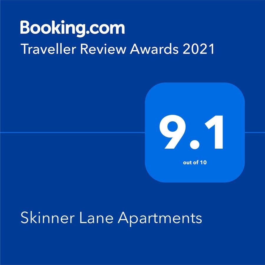Skinner Lane Apartment *