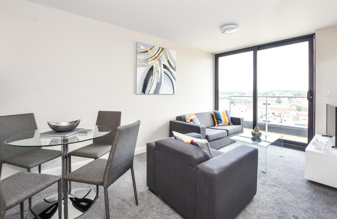 Skinner Lane Apartment
