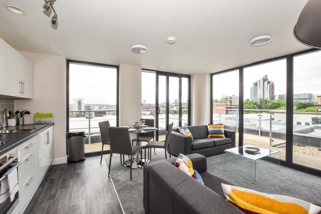 Skinner Lane Apartment *