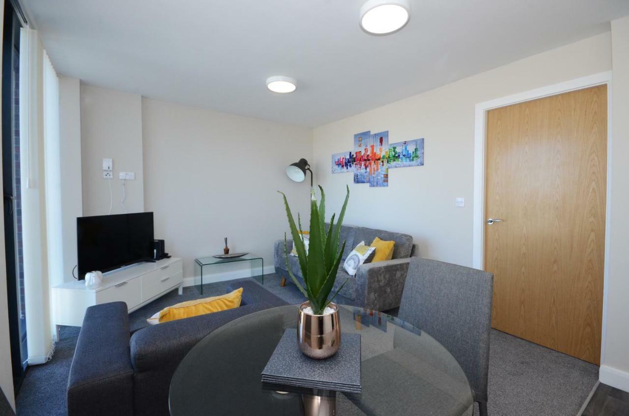 Skinner Lane Apartment