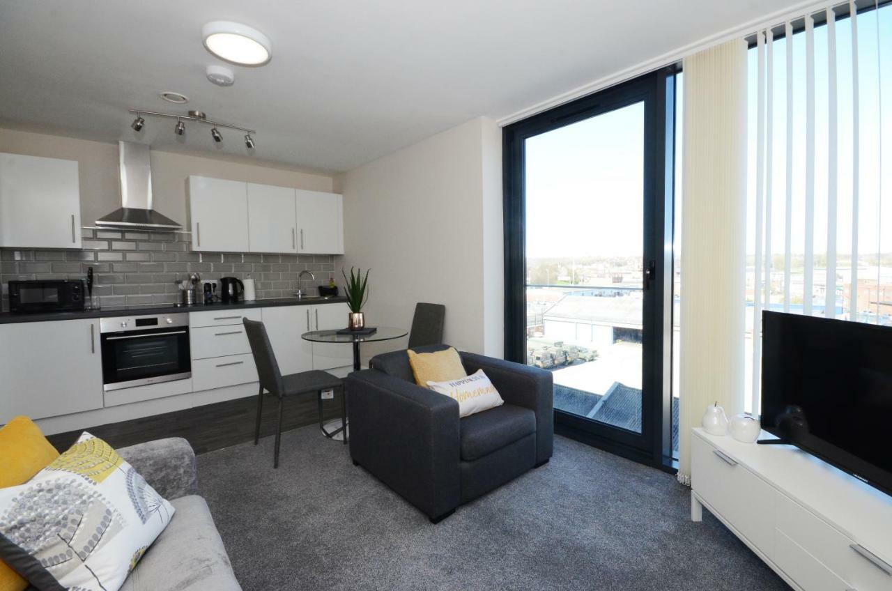 Skinner Lane Apartment *